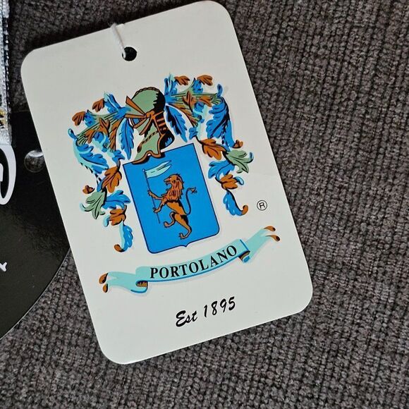 Portolano Women's Red 100% Cashmere Scarves 14 x 75 - Picture 10 of 13